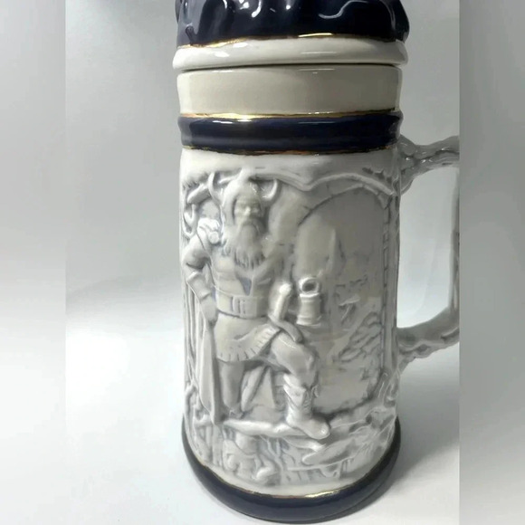 Epic Massive 14”h Viking, Dragon, Bone Handled Ceramic Stein w/ Wizard Lid 🤯👌 - Picture 8 of 15